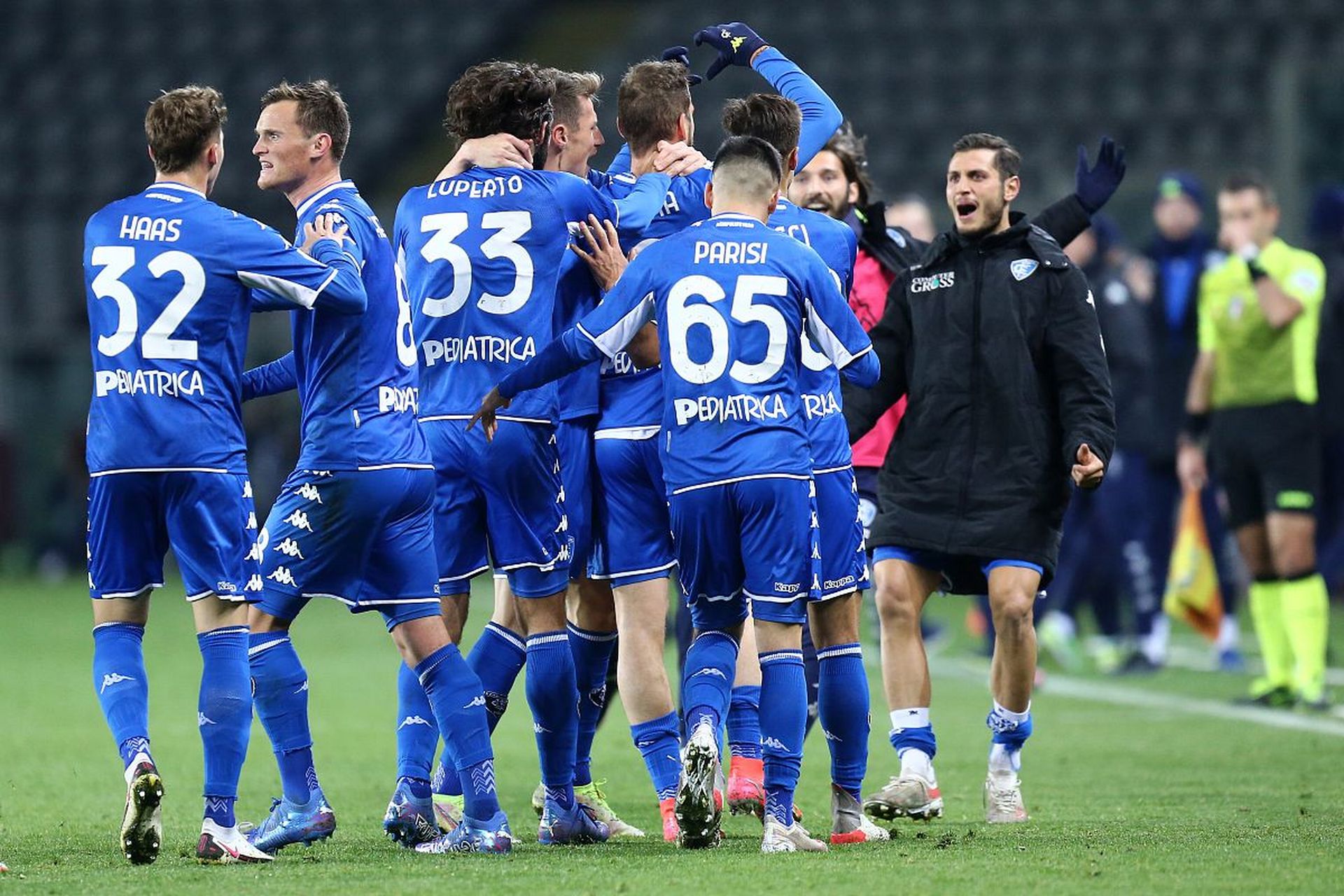 都会见证足 都会见证足